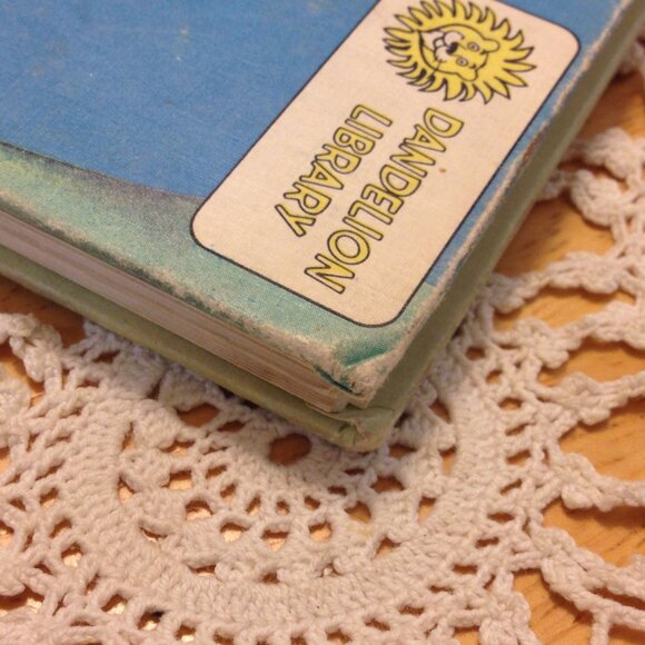 Vintage Peter Pan and Alice in Wonderland book - Picture 4 of 16